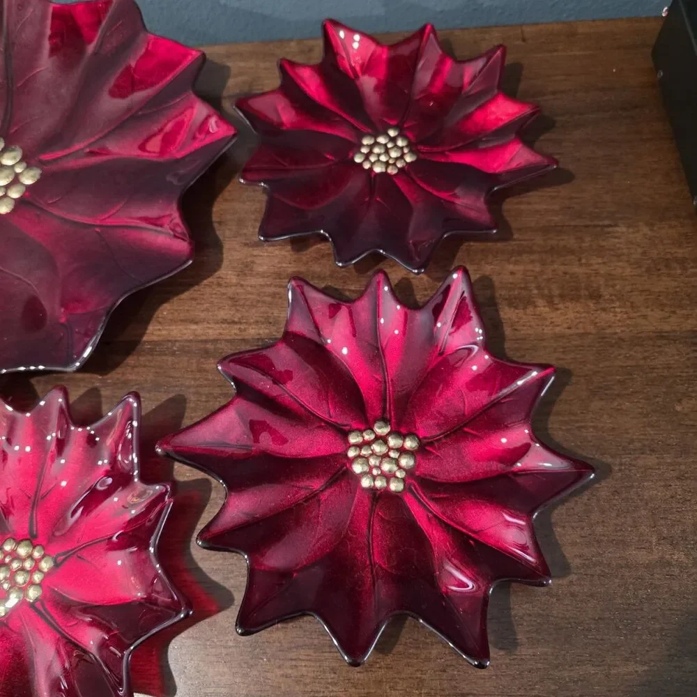 Set of 5 Pier 1 Imports Glass Poinsettia Dessert Salad Plates 8